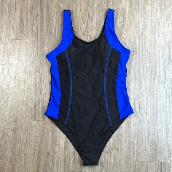 NWT Swimsuit - Picture 1 of 10